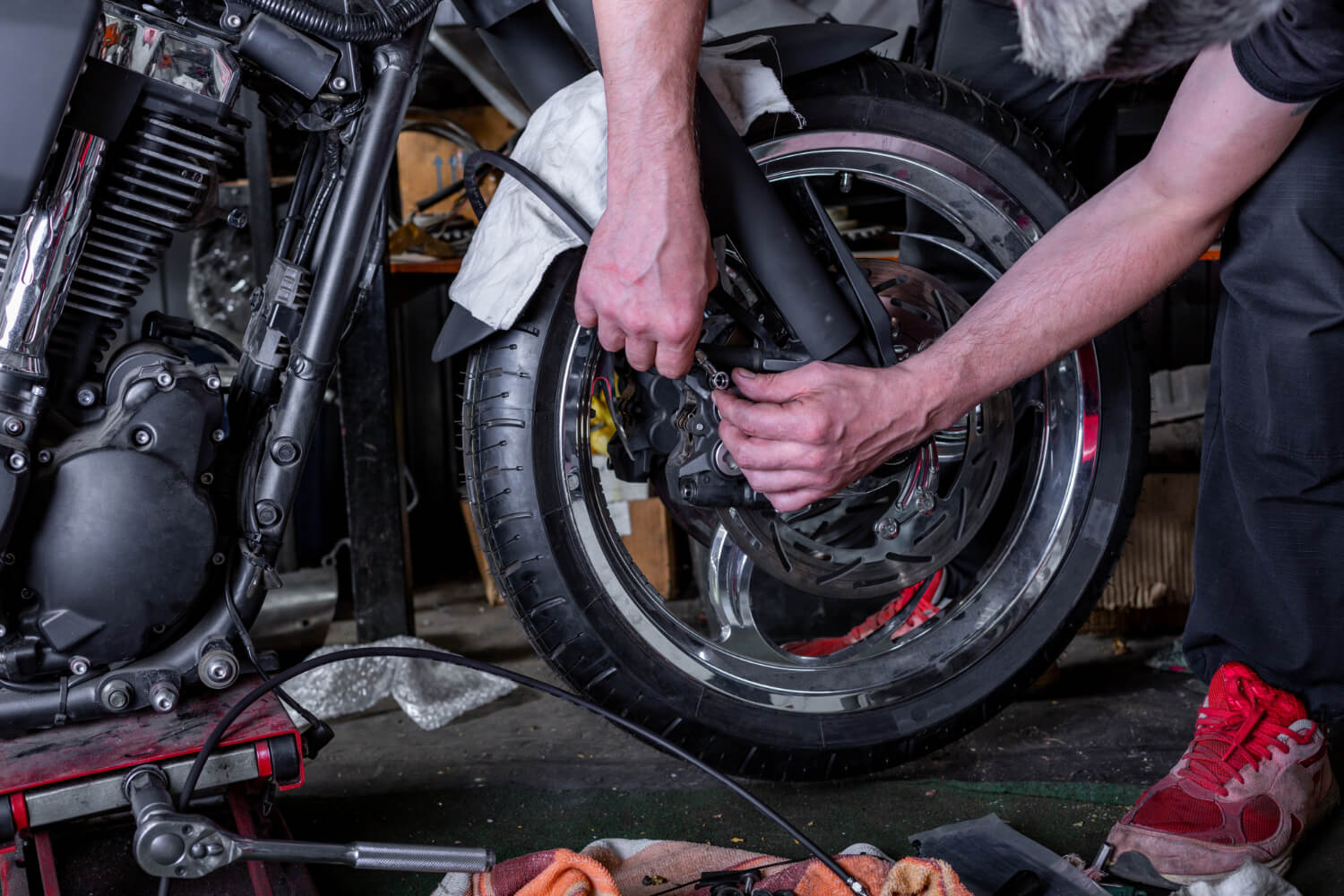 Qual marca de pneu de moto dura mais