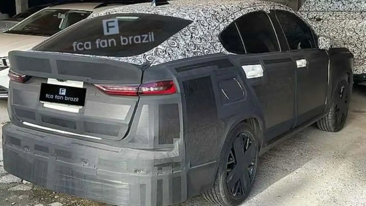 flagra do fiat fastback