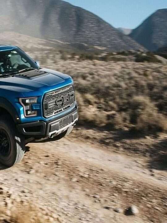 2019-ford-f-150-raptor-placement-1542642113