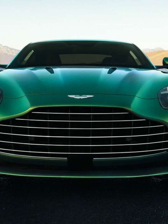 digest-aston-martin-db12