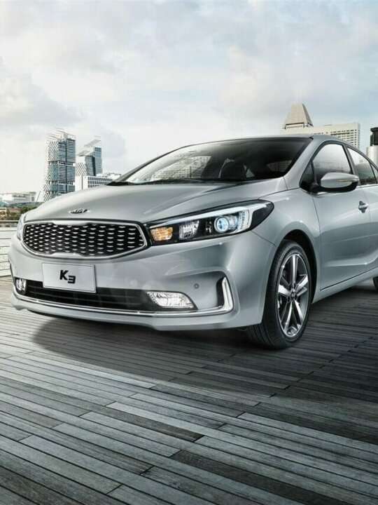 kia-cerato-2016-kia-k3-silver-cerato-sedan