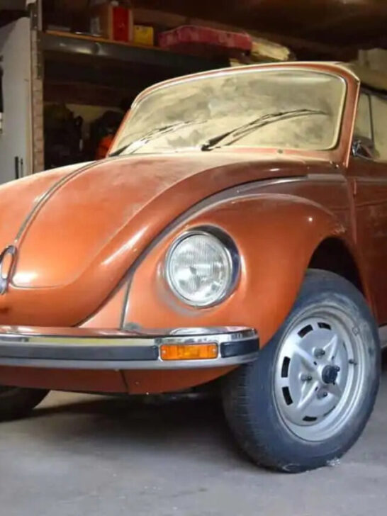 1979-volkswagen-beetle-cabriolet-with-two-miles (1)