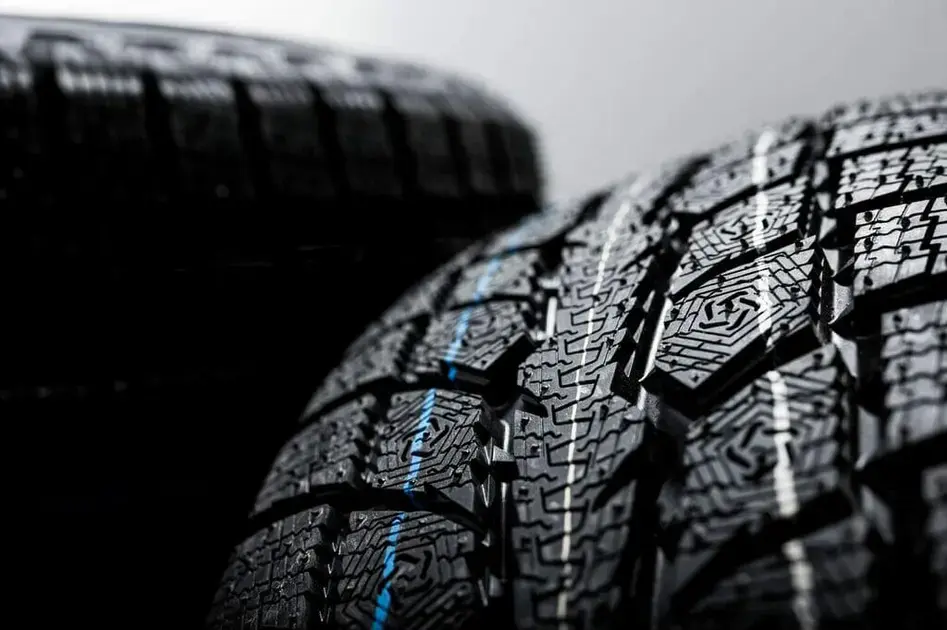 Qual o melhor pneu para Strada