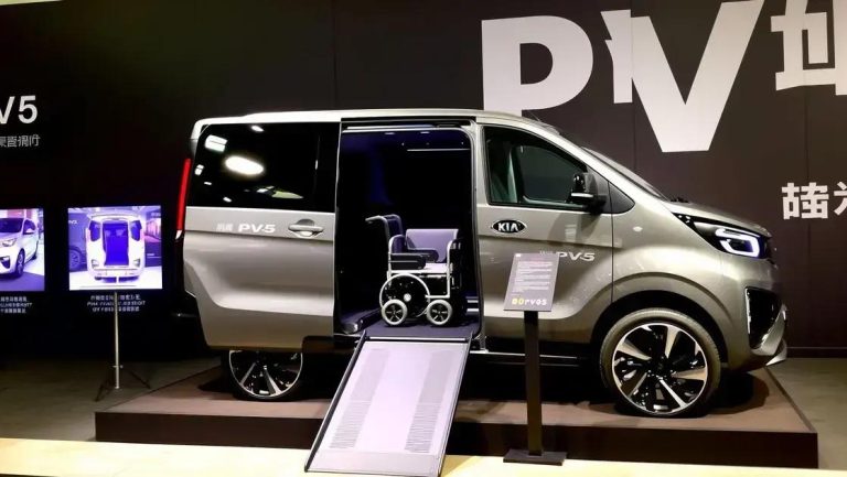 Kia PV5: Vans Elétricas Modulares Entram em Produção