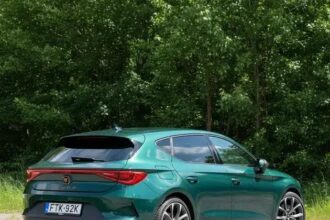 Cupra Leon 2026: Review completo do hatch com motor híbrido e novo visual