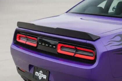 Novo Dodge Charger Sixpack: Mopar revela versão customizada e furiosa