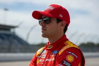 Joey Logano: A trajetória de um campeão forjada nas pistas de Phoenix