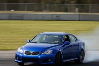 Lexus F: Futuro da divisão esportiva pode virar um modo de software?