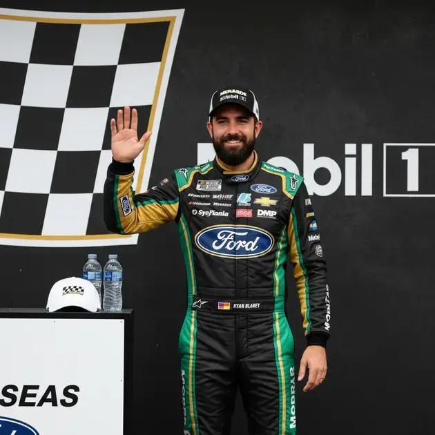 Ryan Blaney vence em Phoenix e quebra sequência de vices na NASCAR